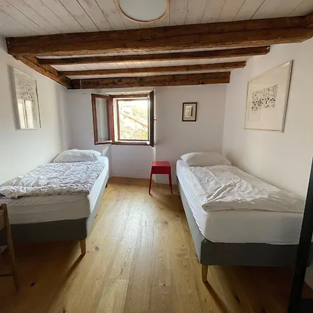 Art Apartma * إيزولا